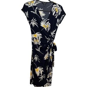Wrap midi Dress navy floral size 6